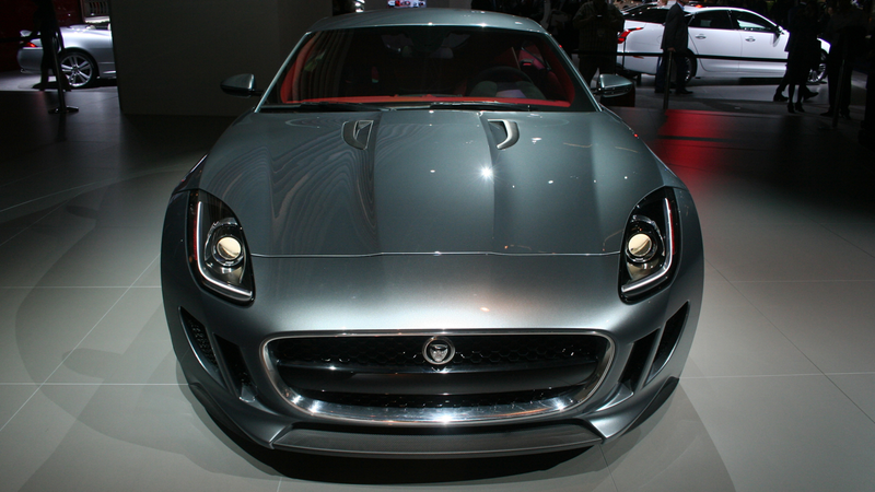 Illustration for article titled Jaguar C-X16 gallery